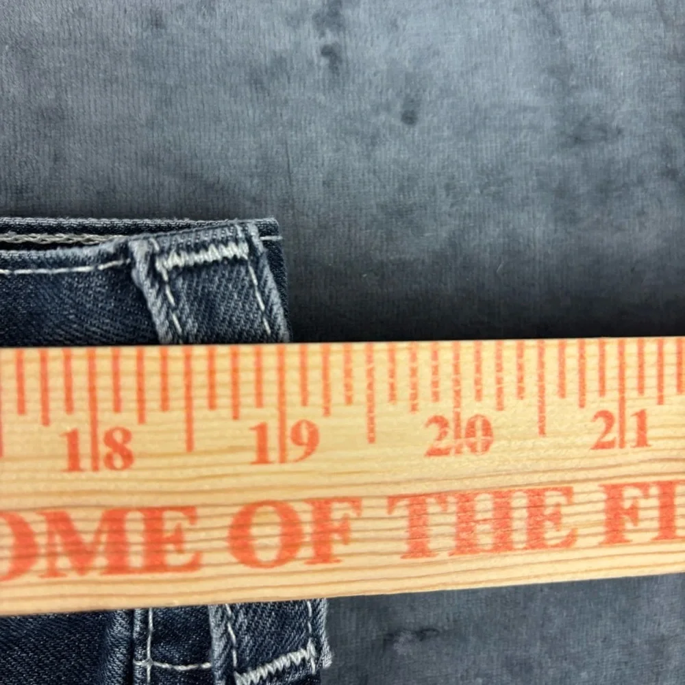 True Religion Blue Straight Jeans with Distressed Look Men’s 38 x 31